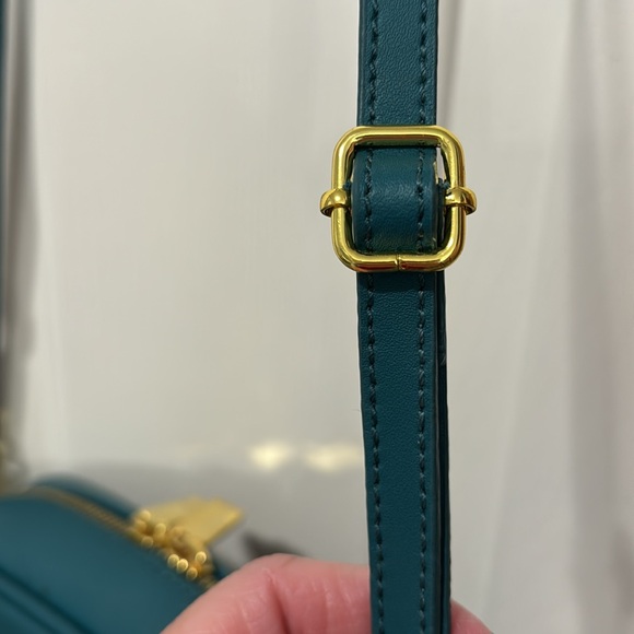 Joy & Iman Crossbody Bag - Picture 4 of 11